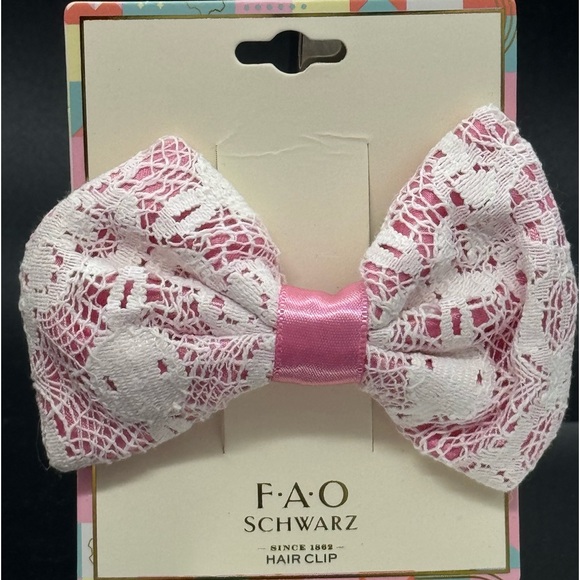 FAO SCHWARTZ Girl’s Hair Bow Clip - Picture 3 of 7